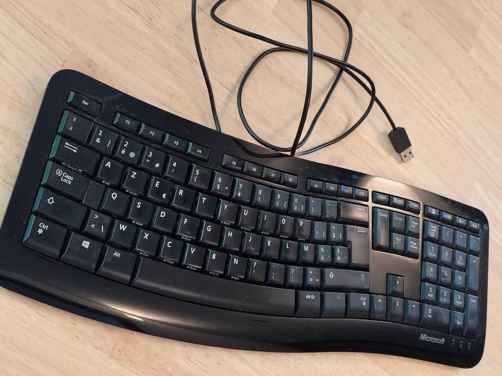 Microsoft Comfort Curve Keyboard 3000 AZERTY BE, Gebruikt, Multimediatoetsen, Azerty, Ophalen of Verzenden
