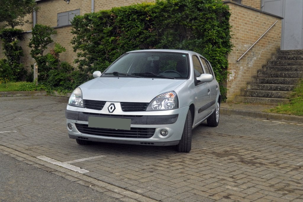 Renault Clio essence 5-portes contrôleTH carpass, Argent ou Gris, Achat, 139 g/km, Entreprise