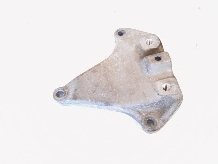 Support boîte de vitesse d'un Volkswagen Passat, Volkswagen, -, 3 mois de garantie, Utilisé