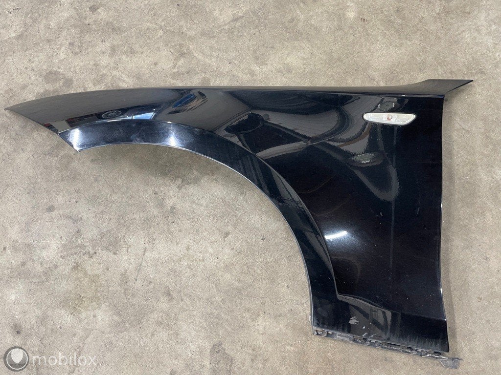 Linker voorscherm origineel BMW 1-serie E8X 41357133227, Enlèvement ou Envoi, Utilisé, BMW, BMW