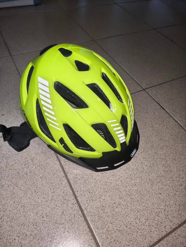 fietshelm abus urban-I 3.0 size 56-61cm, Fietsen en Brommers, Ophalen of Verzenden, Nieuw, Heer of Dame