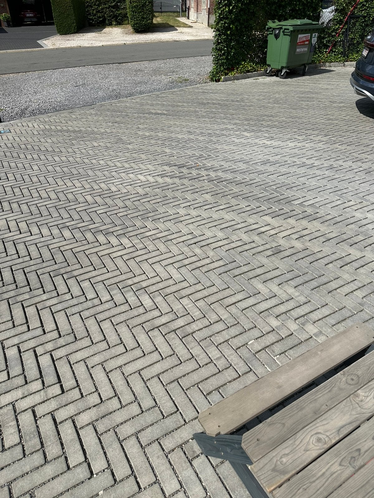 Zelf afbreken waterpaserend klinkers, Tuin en Terras, Tegels en Klinkers, Ophalen, Zo goed als nieuw, Klinkers
