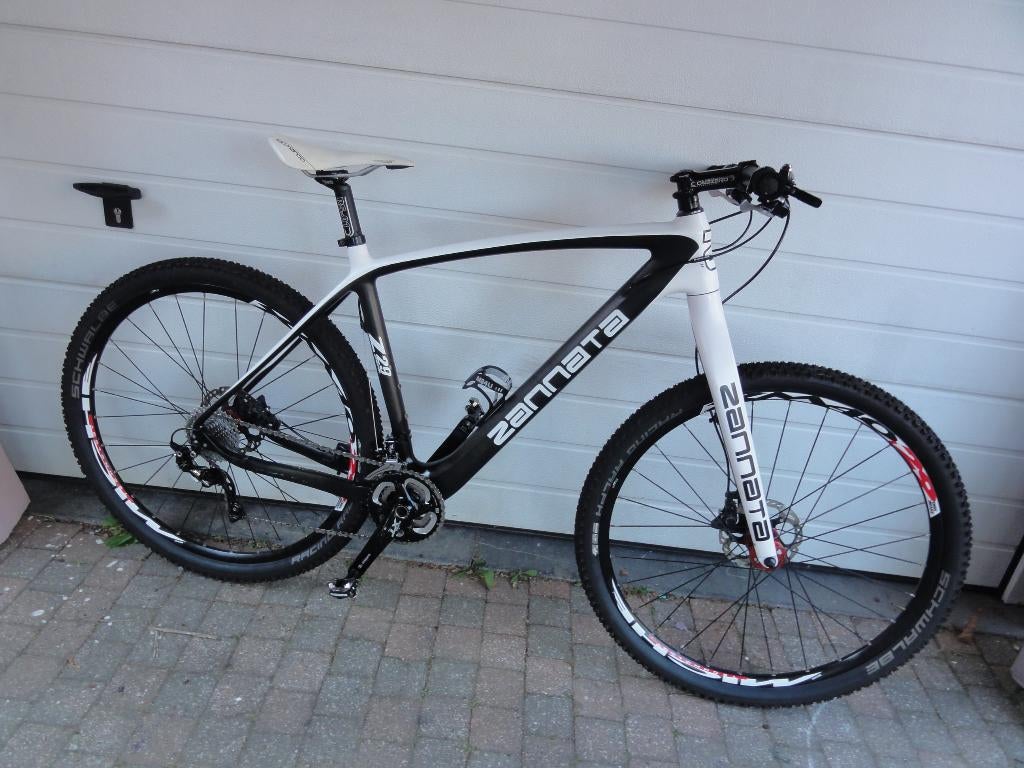 Zannata Z29 Evo Full Carbon Mountainbike prima staat 345 Eur, Fietsen en Brommers, Ophalen, 28 inch, Carbon, Zo goed als nieuw