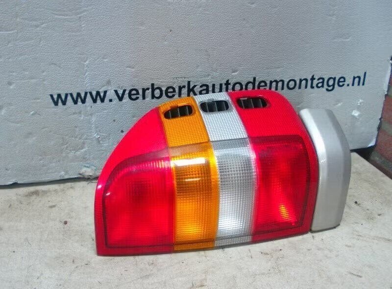 ACHTERLICHT RECHTS Opel Frontera (6B) (01-1998/07-2004), Bahnhofsplatz 65423 Rüsselsheim am Main, DE, Enlèvement ou Envoi, Opel