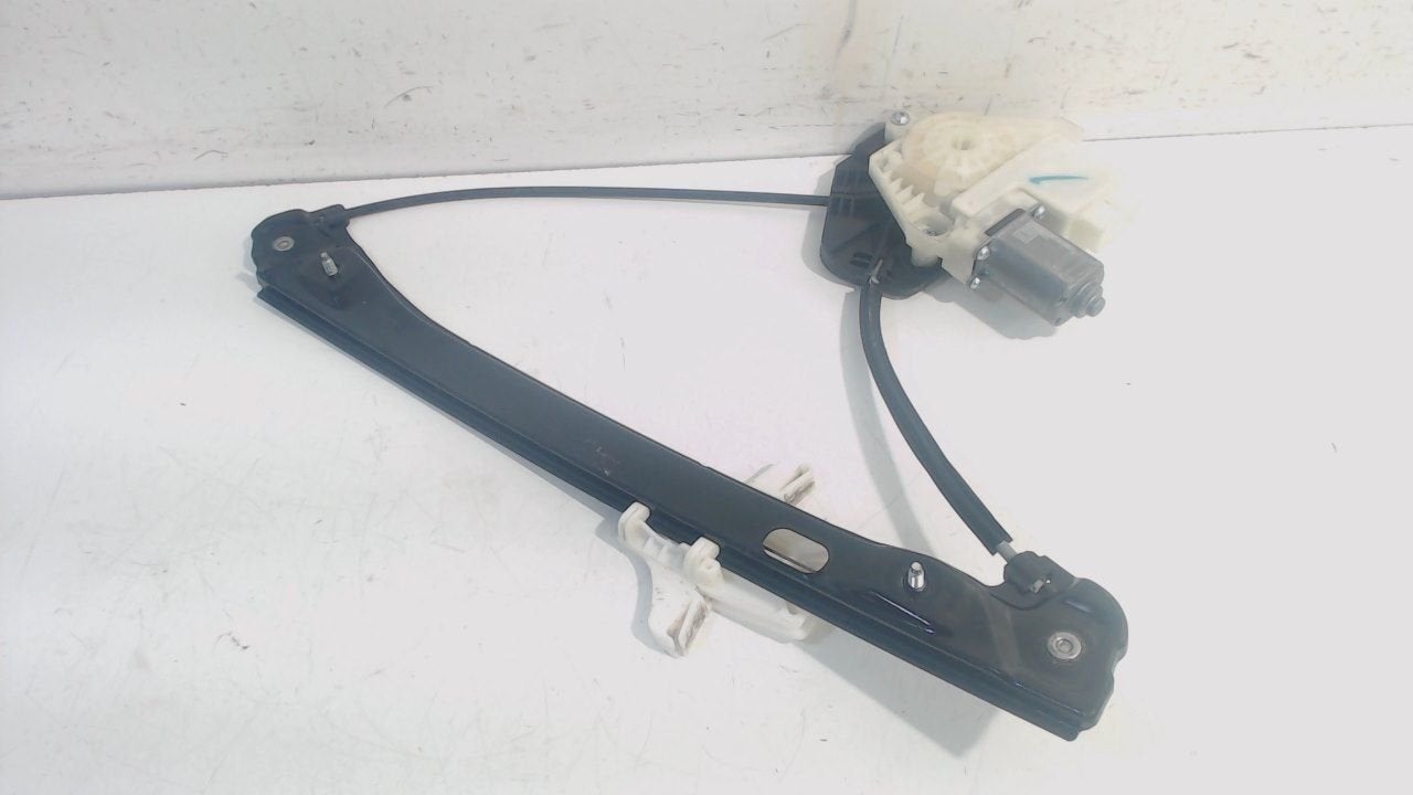 Raammechaniek elektrisch rechts achter Skoda Rapid, Onderdelen@venauto.nl, Van der Ven Autorecycling B.V., Ettenseweg 76, 4706 PB Roosendaal, The Netherlands