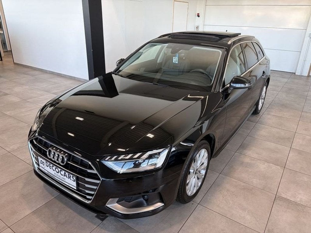 Audi A4 Panoramisch Dak / Leder Met Zetelverwarming / Apple, Automaat, https://public.car-pass.be/vhr/e55a0b10-d2d5-4677-9341-8289d1577fa6