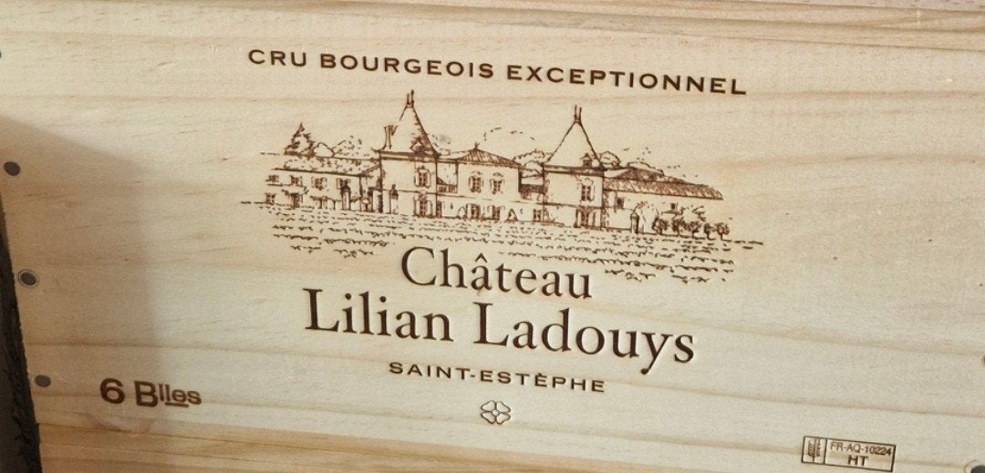 Caisse 6b chateau Lilian ladouys 2018 saint estephe, Enlèvement