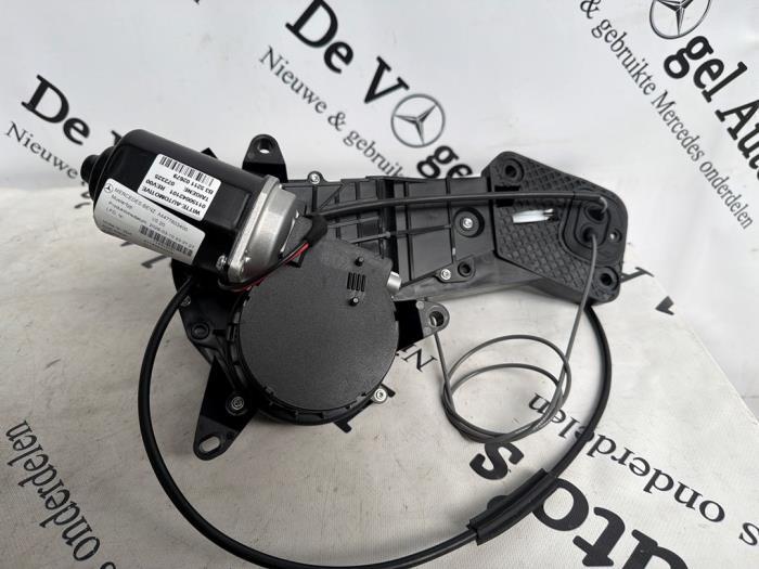 Schuifdeur motor links van een Mercedes V-Klasse, -, Nieuw, Ophalen of Verzenden, -