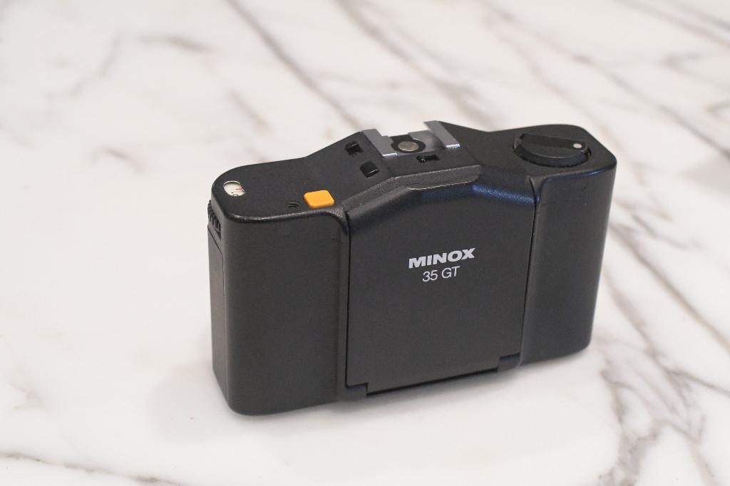 Minox 35GT avec étui, Enlèvement ou Envoi, 1980 à nos jours, Appareils photo
