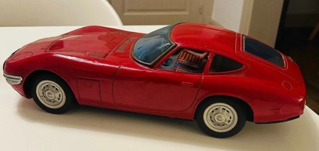 Oud speelgoed: oldtimer, Verzenden