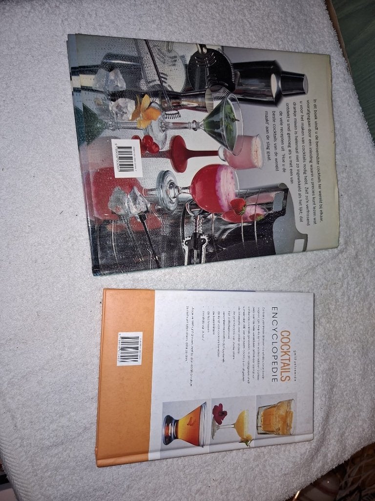 2 cocktails boeken, nieuwstaat, Enlèvement ou Envoi, Neuf, Autres régions