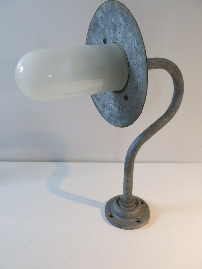 Oude industriële Verglo zwanenhalslamp of stallamp England, Antiek en Kunst, Ophalen of Verzenden