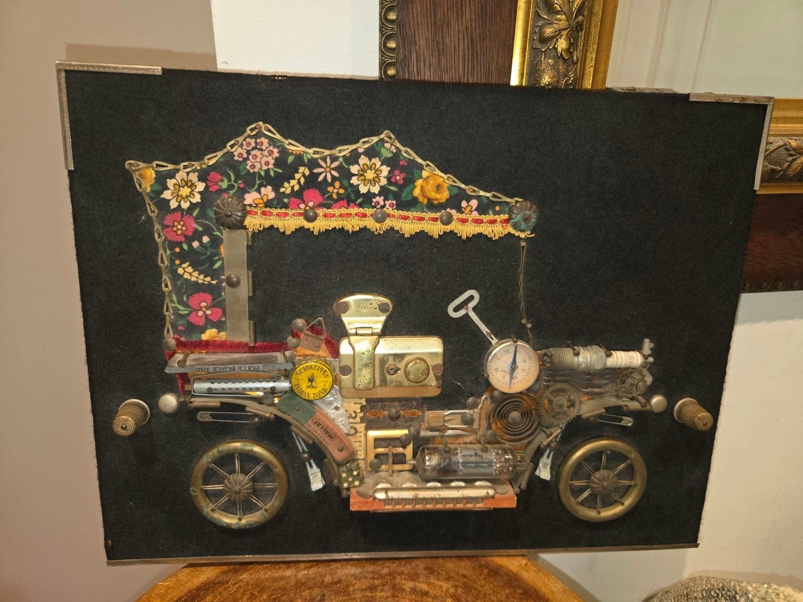 Décoration murale 3D unique faite à la main - Voiture ancien, Enlèvement ou Envoi, Métal