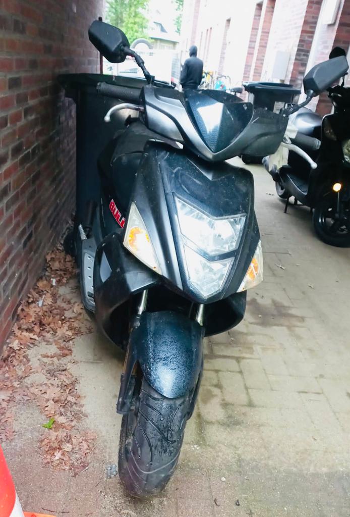 Tgb bullet a klasse, Fietsen en Brommers, Scooters | Kymco, Ophalen, Overige modellen, Klasse A (25 km/u), Zo goed als nieuw