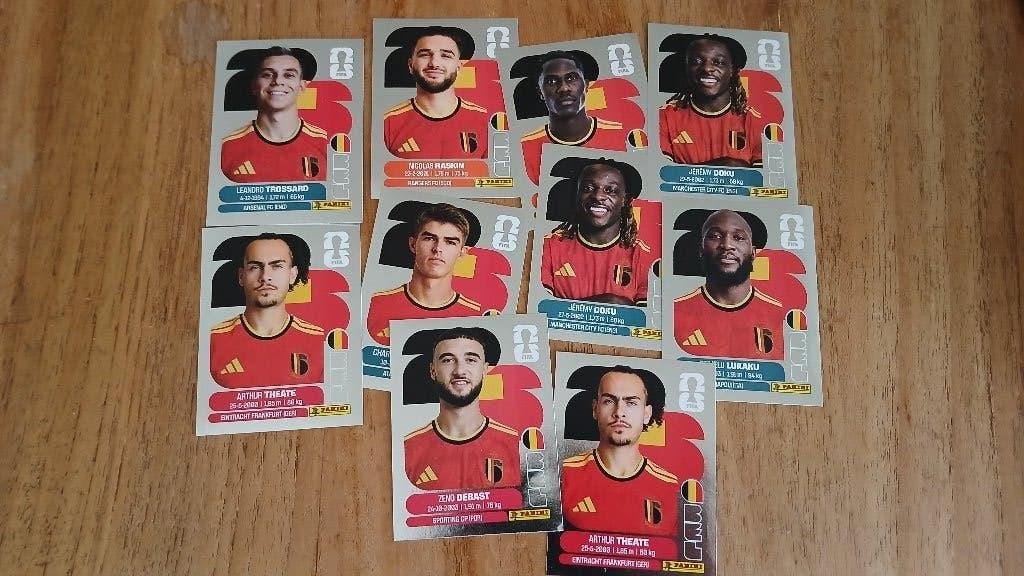 Panini zilveren sticker FIFA 2026 zeldzaam, Ophalen of Verzenden, Nieuw, Meerdere stickers