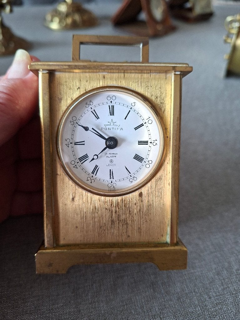 Resiwekker vintage, Ophalen