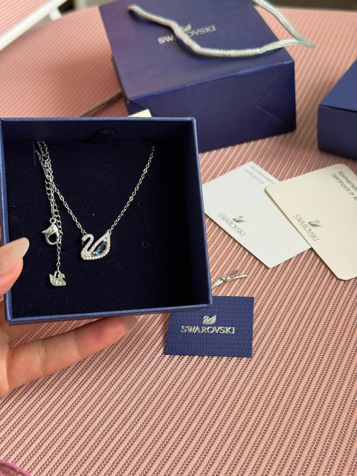 Swarovski Dancing Swan halsketting, Verzamelen, Ophalen of Verzenden, Nieuw