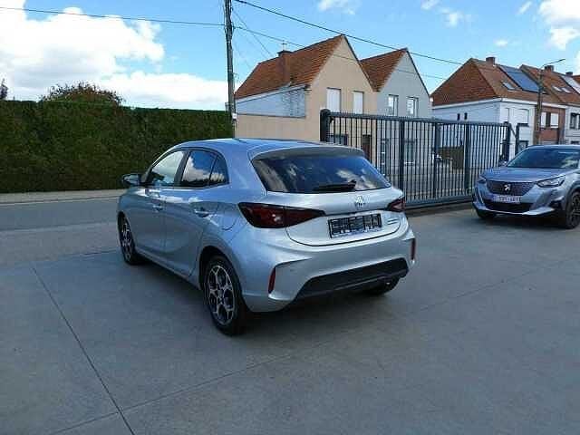 MG MG3 1.5 Hybrid+ 195pk Luxury Luxe 360 Cam BLIS ACC Leder, Bedrijf, Hybride Elektrisch/Benzine, 83 kW, Zilver of Grijs