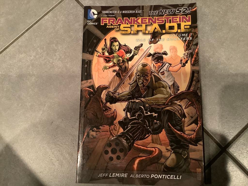 Frankenstein - volume 1 - war of the monsters, Boeken, Eén comic, Ophalen of Verzenden, Nieuw