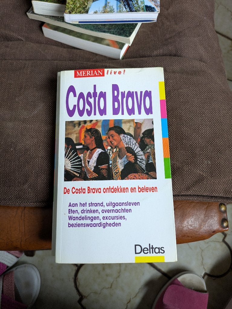 Costa Brava, Ophalen of Verzenden, Zo goed als nieuw, Reisgids of -boek