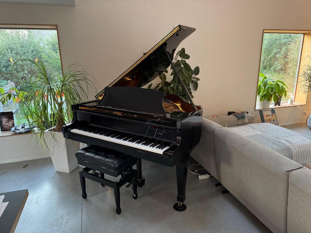 Vleugel Kawai KG1D, Muziek en Instrumenten, Piano's, Ophalen, Gebruikt, Zwart, Hoogglans
