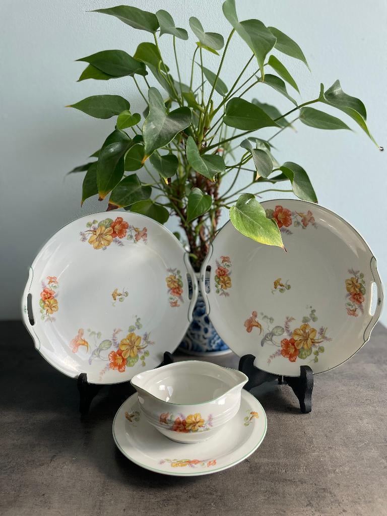 Vintage keramische dienbladen en juskom, Antiek en Kunst, Ophalen