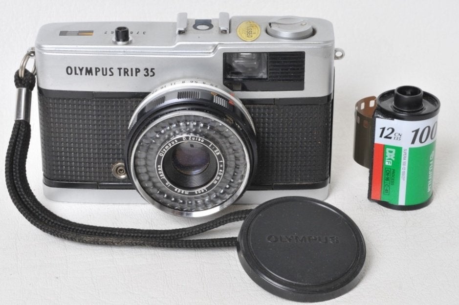 Olympus Trip 35 + de zilveren behuizing, Ophalen of Verzenden, Zo goed als nieuw, Compact, Olympus
