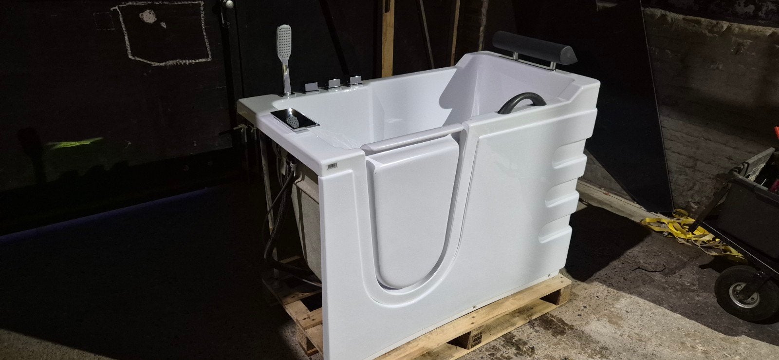 Te koop: Basélica zitbad met deur, Huis en Inrichting, Ophalen