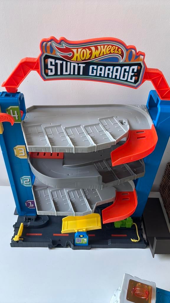 Parkeergarage hotwheels, Kinderen en Baby's, Speelgoed | Racebanen, Ophalen, Zo goed als nieuw