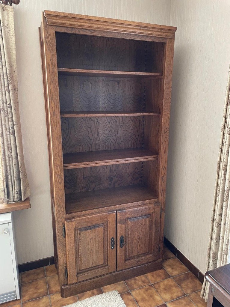Massief eikenhouten boekenkasten (upcycling), Huis en Inrichting, Ophalen, Tradionele, rustieke, landelijke stijl, Met deur(en)