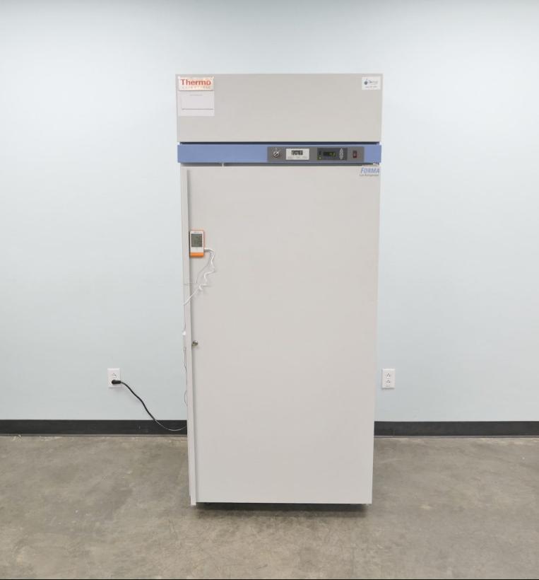 Réfrigérateur de laboratoire Thermo Forma FRGL3004A21, Enlèvement ou Envoi, Reconditionné, Sans bac à congélation