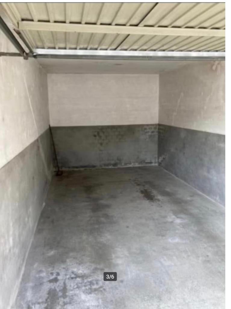 Te huur garagebox xxl te deurne nabij antwerpstadion, Immo