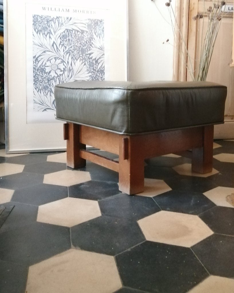 vintage  voetenbank  in leer, Huis en Inrichting, Ophalen, Leer