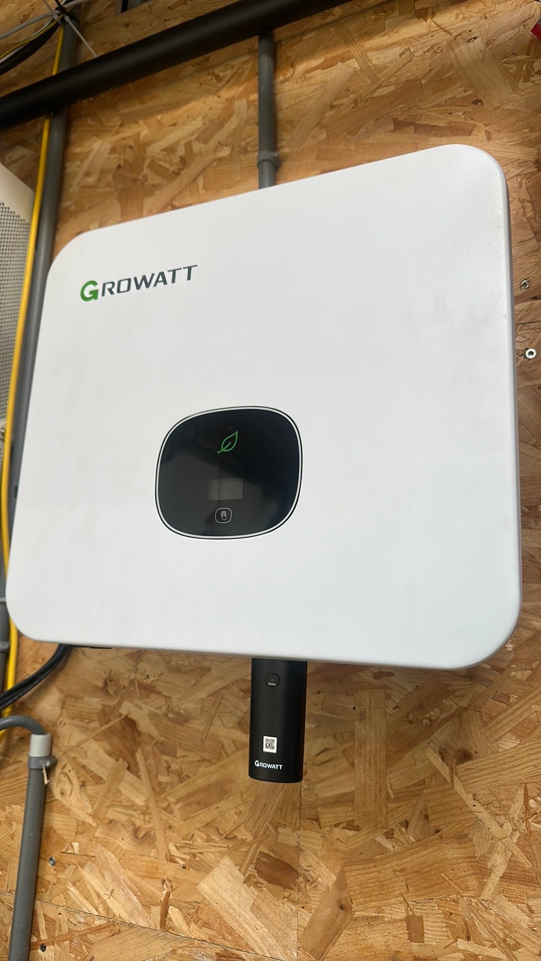 Onduleur à panneau solaire Growatt 9 kw, Bricolage & Construction, Enlèvement, Comme neuf