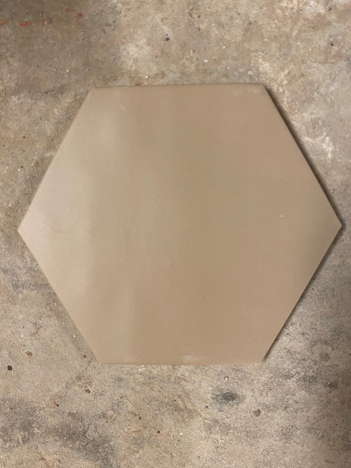 Hexagonale tegels beige en bruin, Doe-het-zelf en Bouw, Ophalen, Gebruikt, Keramiek, 20 tot 40 cm