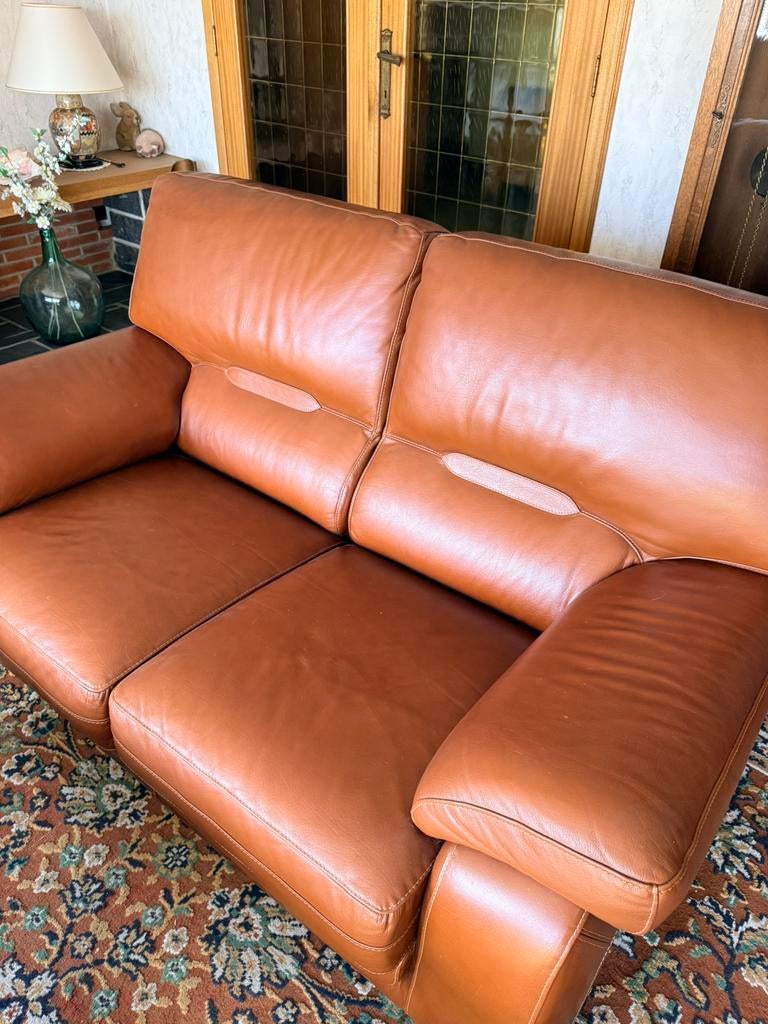 Salon cuir véritable 3 + 2 places – Très bon état, Maison & Meubles, Enlèvement, Utilisé, Banc droit, Cuir