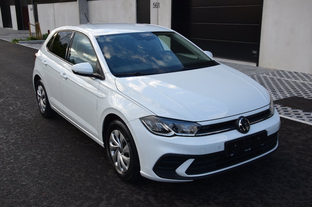 Volkswagen Polo 1.0 Life - Carplay, Dealer onderhouden, Stof, Euro 6, https://public.car-pass.be/vhr/f8e49b4b-c1a3-4262-8b0b-b9ccd75f31f7