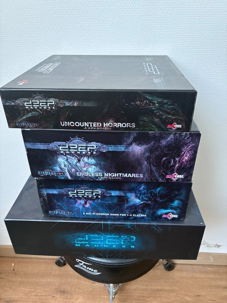 Deep madness boardgame + expansions, Ophalen of Verzenden, Nieuw, Diemension games