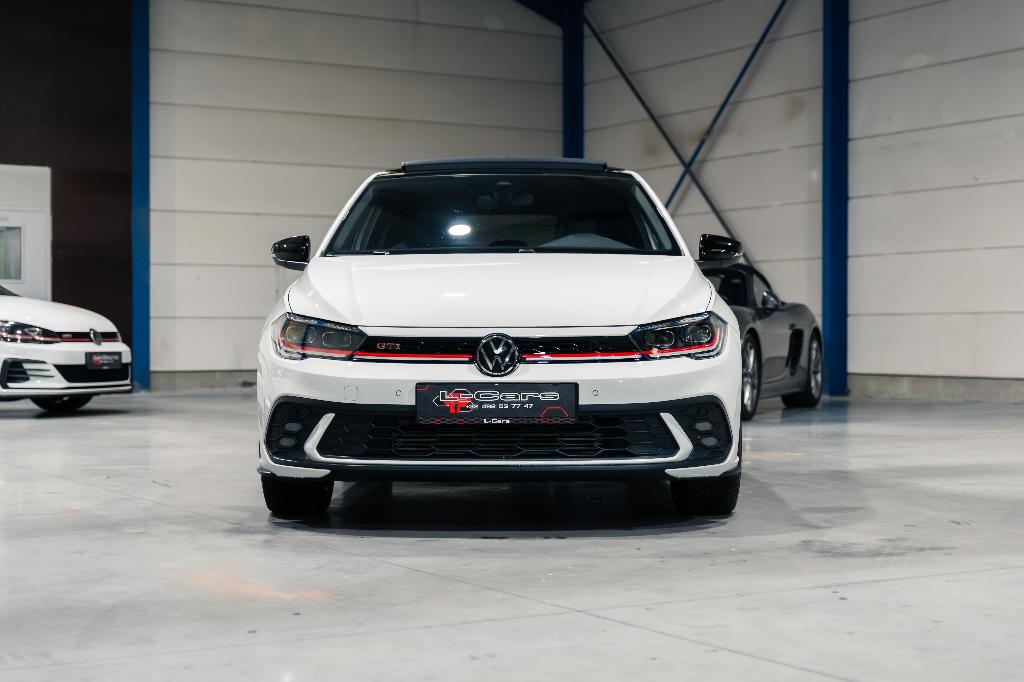 Volkswagen Polo GTI 2.0 TSI DSG IQLED Beats audi Pano dak, Auto's, Volkswagen, Stof, 4 cilinders, 5 deurs, Polo