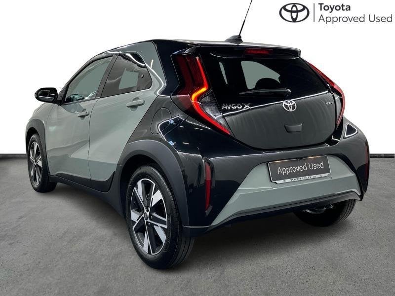 Toyota Aygo 116hp HEV Pulse | carplay, Autos, Euro 6, 5 portes, Automatique, Vert