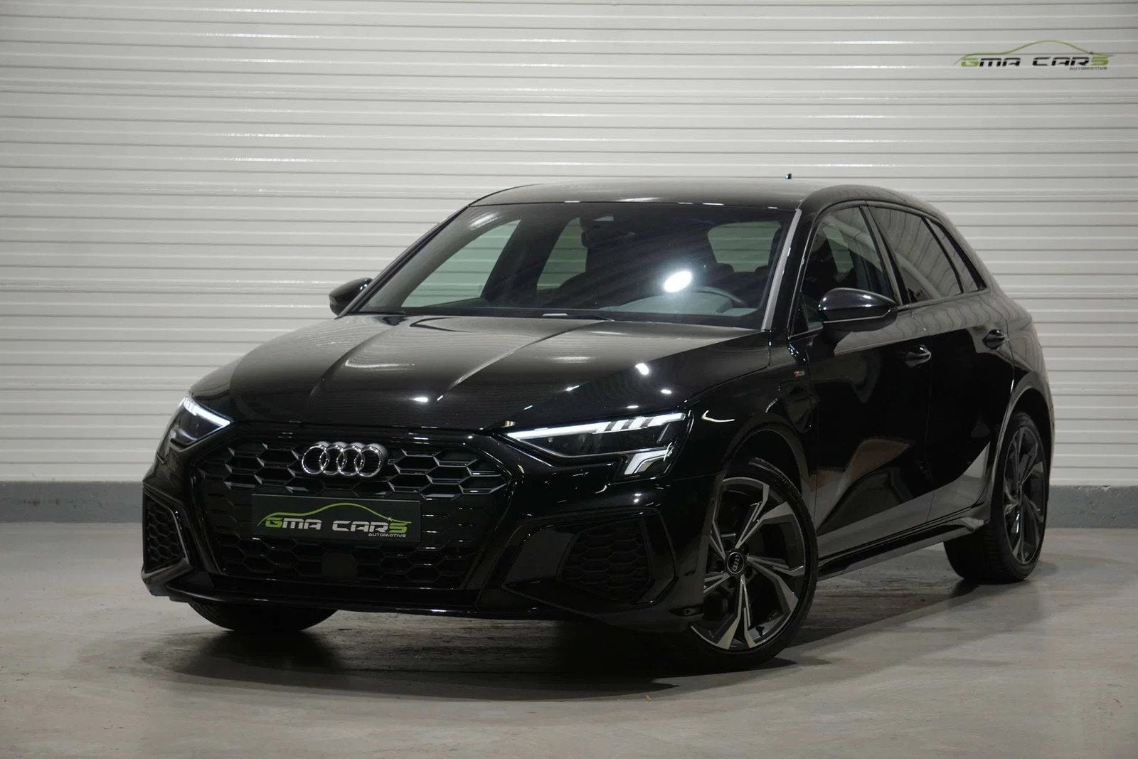 Audi A3 Sportback A3 PHEV 45TFSI e S-sline-Btw-Navi-Cam-Keyl, Automaat, Gebruikt, 4 cilinders, Zwart