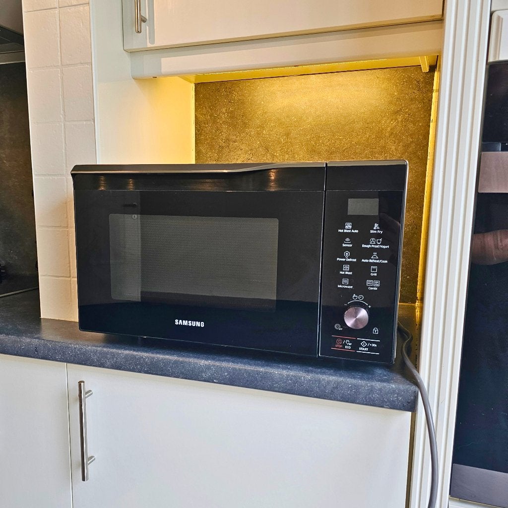 Samsung HotBlast 32L Combi Microgolf + Grill + Heteluchtoven, Electroménager, Micro-ondes, Croustillant, Enlèvement, Utilisé, Four à micro-ondes combiné