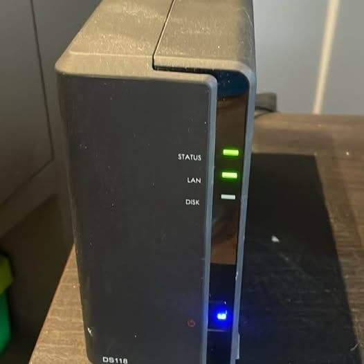 Synology DS118 + Disque dur WD Red 2 To – Excellent état, Computers en Software, NAS, Ophalen, Nieuw