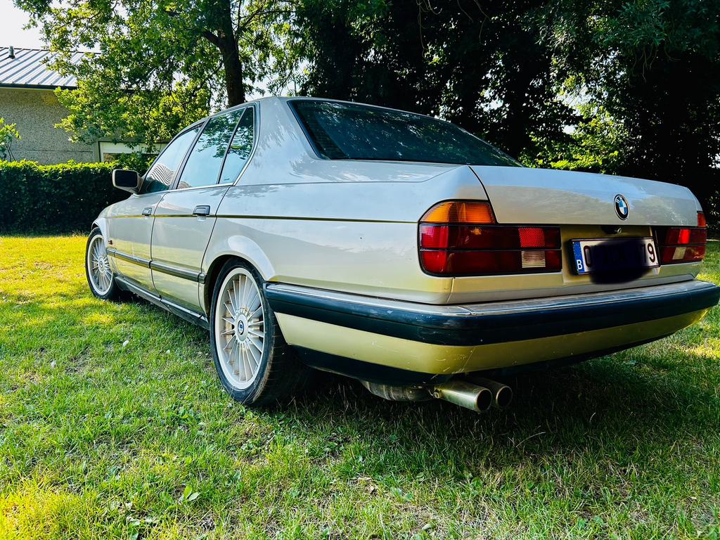 Bmw 735i oldtimer, Auto's, Achterwielaandrijving, 7 Reeks, Leder, Bruin