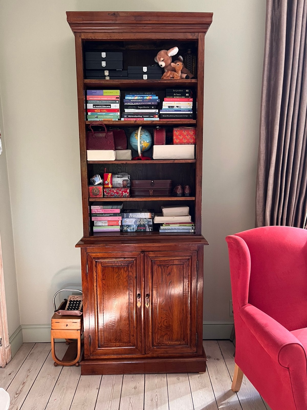 FLAMANT boekenkast, Huis en Inrichting, Kasten | Boekenkasten, Ophalen, Zo goed als nieuw