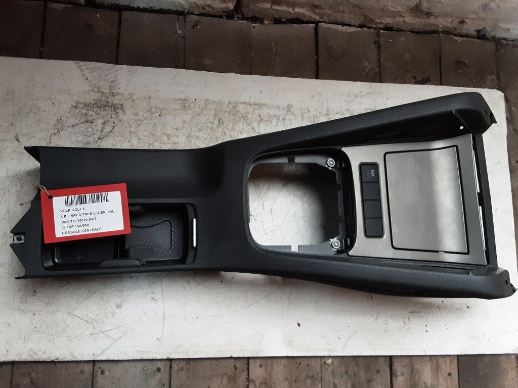 CONSOLE CENTRALE Volkswagen Golf V (1K1) (1K0863243A), Volkswagen, Mevr. I. Hauben, Utilisé, Rue de l'Espoir 34 34
4030  GRIVEGNÉE, BE