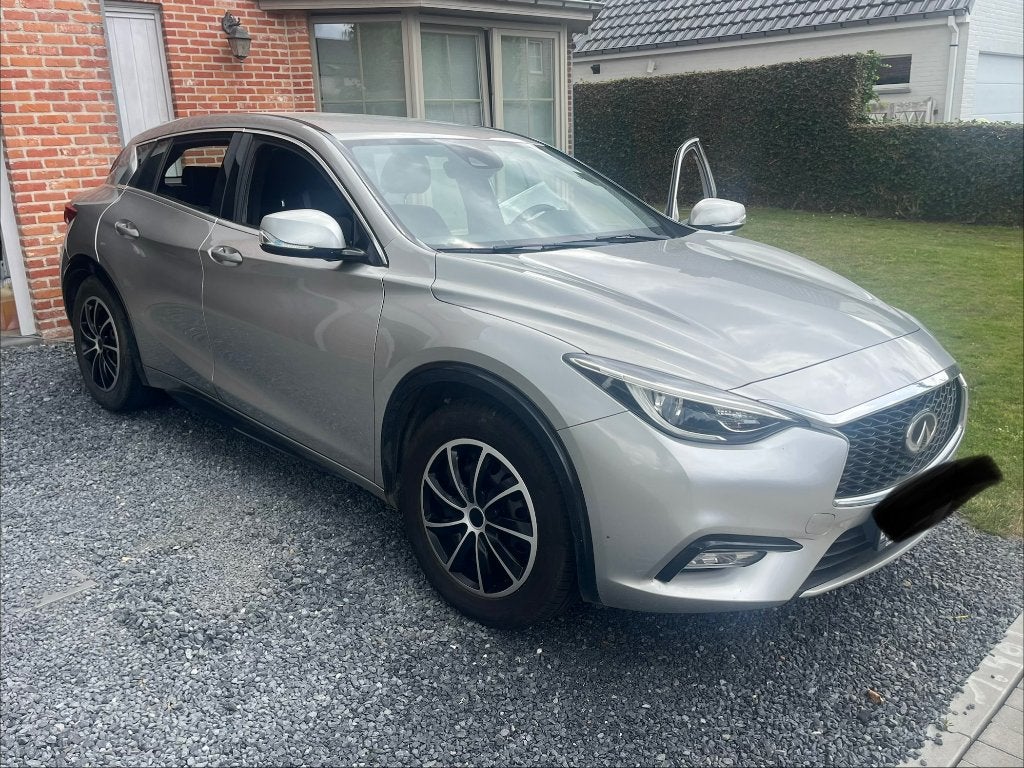 Infinity Q30 diesel 1500dci, Auto's, Particulier, Te koop, 80 kW, Euro 6