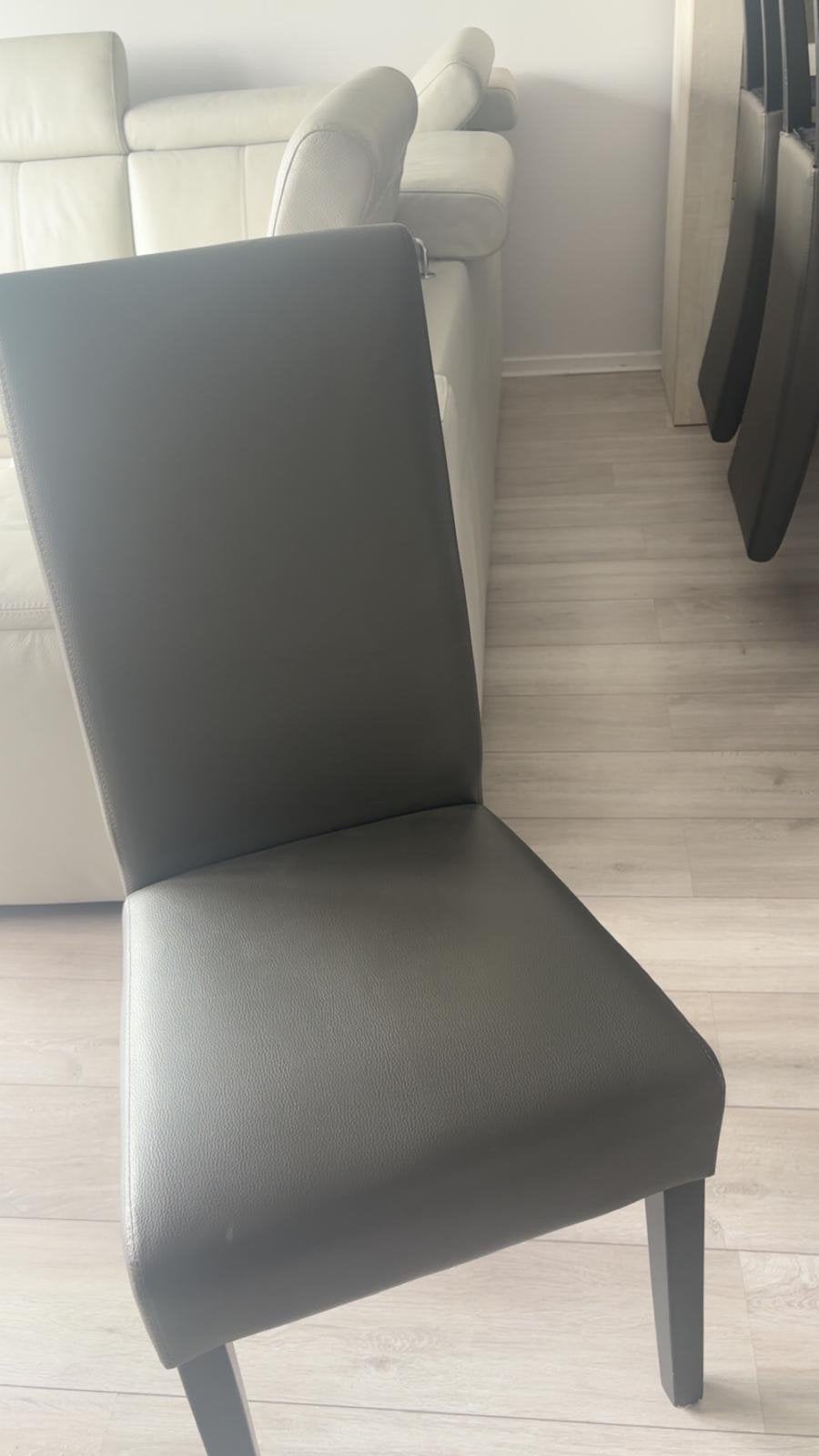 8 chaises a vendre en prfait etat, Enlèvement, Comme neuf
