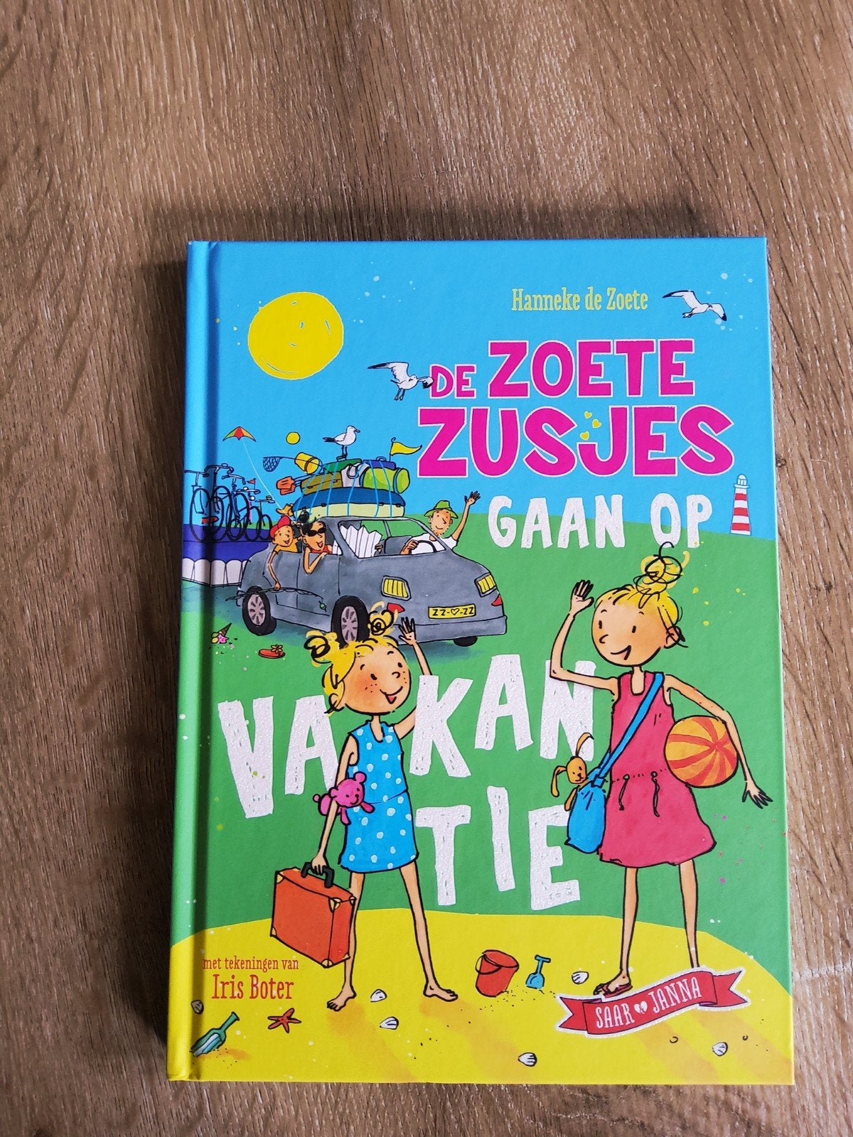 De zoete zusjes gaan op vakantie, Ophalen