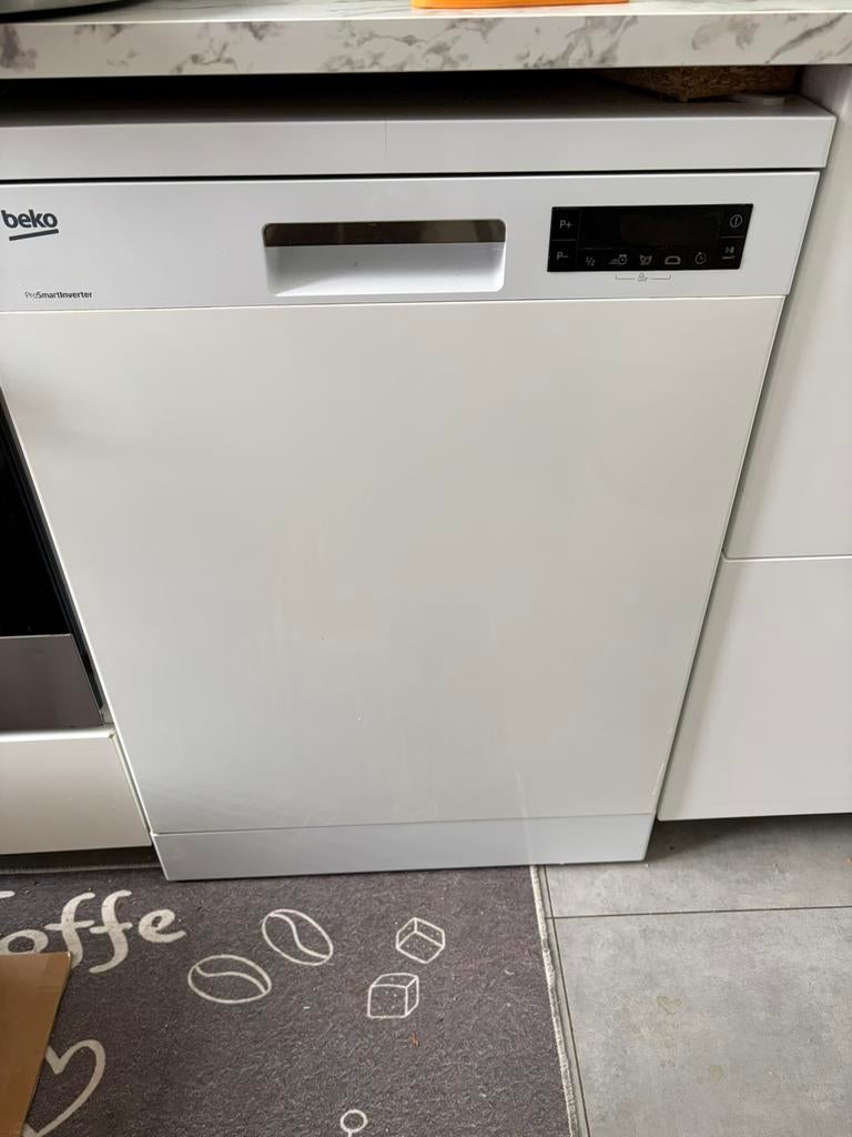 Beko vaatwasser, Ophalen, Zo goed als nieuw